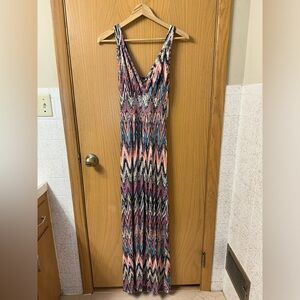 Loveappella Maxi Dress